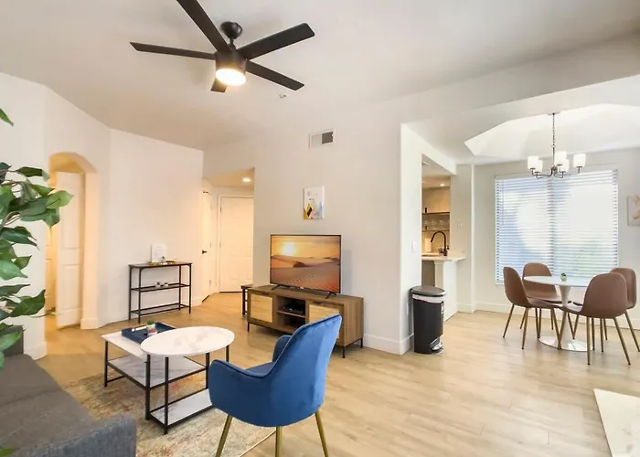 Apartment 2br Kierland Commons Golf Oasis By Cozysuites!