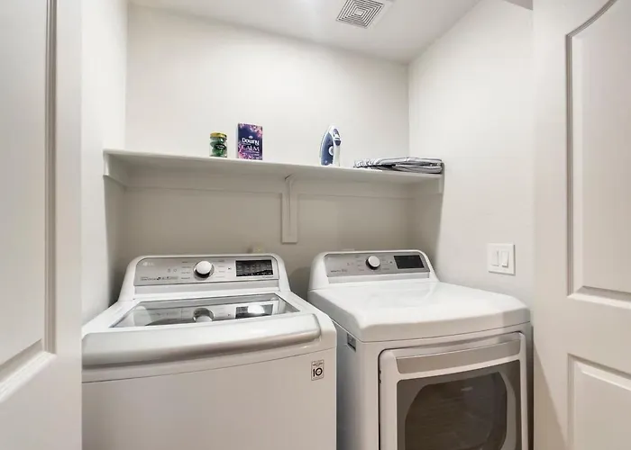 2br Kierland Commons Golf Oasis By Cozysuites!