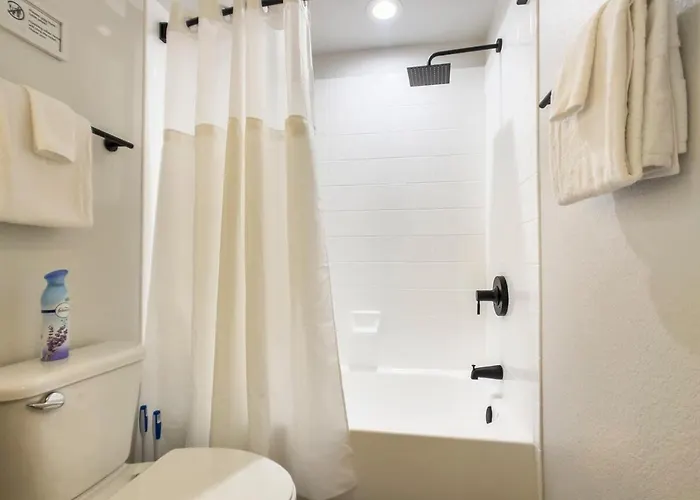 2br Kierland Commons Golf Oasis By Cozysuites! Scottsdale
